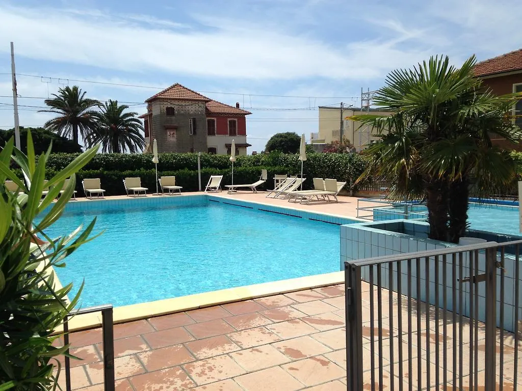 Residence Le Saline Borgio Verezzi
