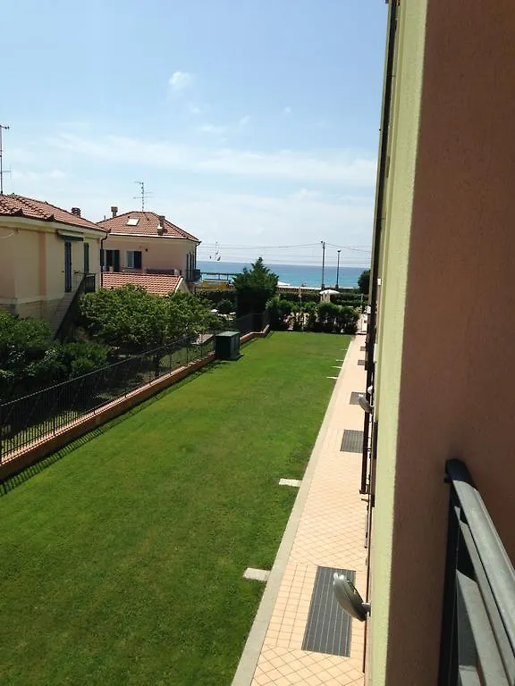 Residence Le Saline Borgio Verezzi