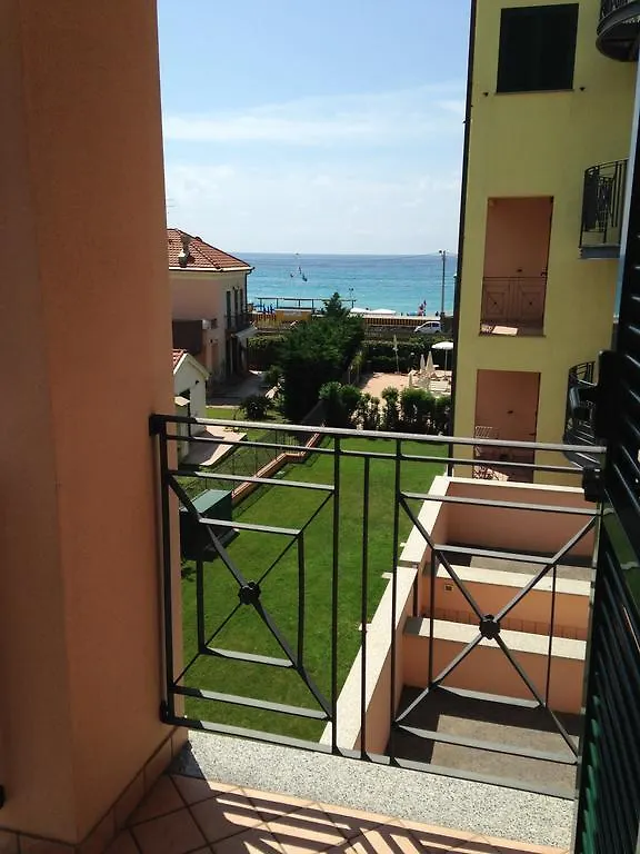 Aparthotel Residence Le Saline Borgio Verezzi