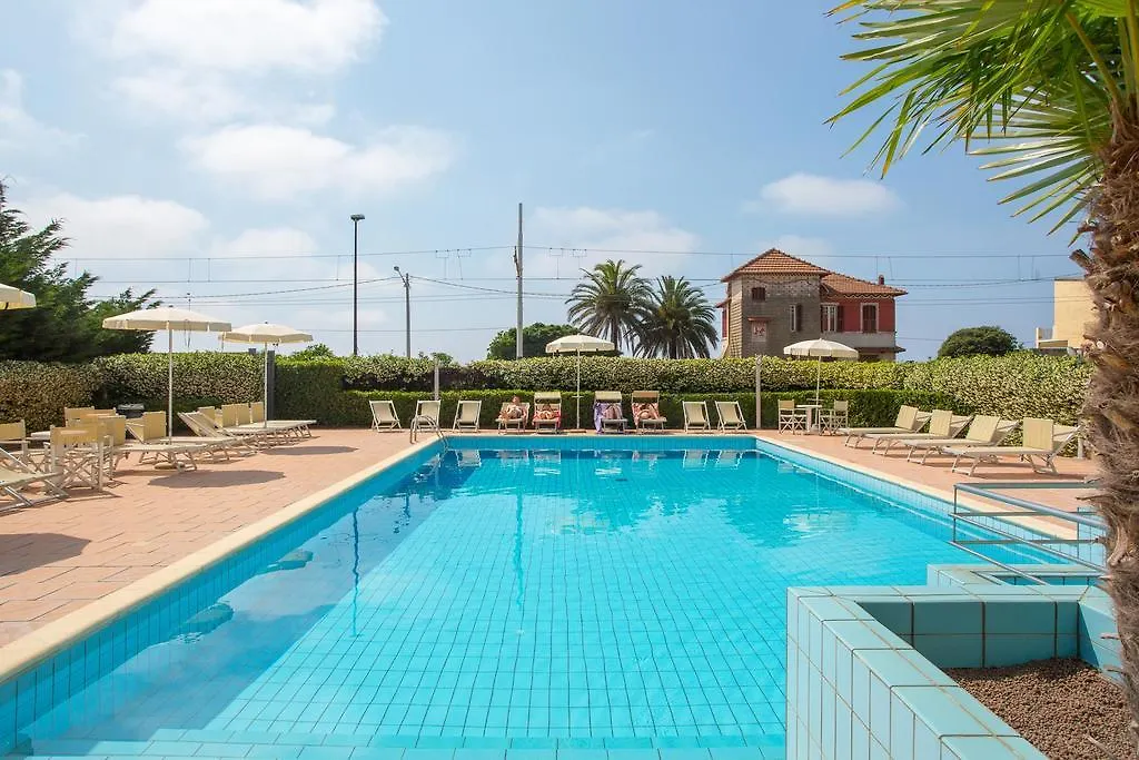 Aparthotel Residence Le Saline Borgio Verezzi